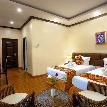 Virati Hotel Янгон Екстер'єр фото