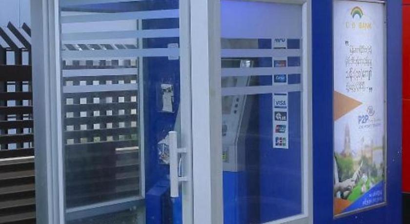 Virati Hotel Янгон Екстер'єр фото