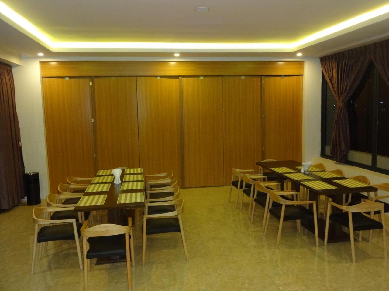Virati Hotel Янгон Екстер'єр фото
